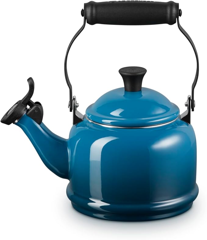 Le Creuset Enamel On Steel Demi Kettle & Stoneware Set of 2 Mugs, 1.25 qt. Kettle & (2) 14 oz. Mugs, Deep Teal