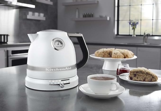KitchenAid 1.5 L Pro Line Series Electric Kettle,KEK1522, Frosted Pearl White