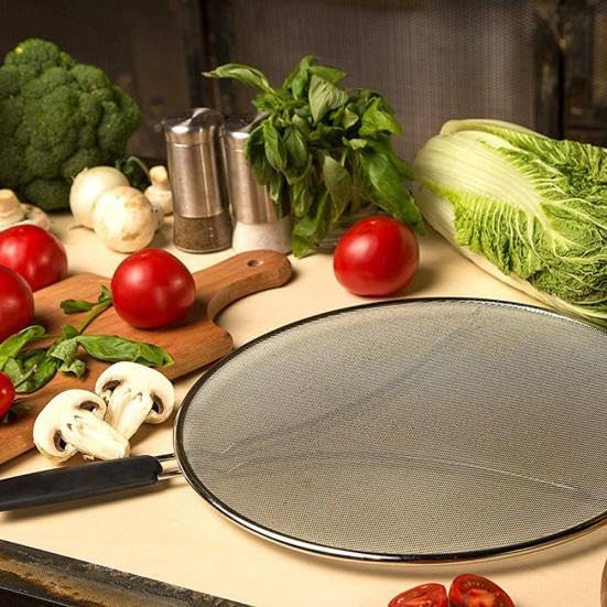 Grease Splatter Screen for Frying Pan 13 inch - Stops 99% of Hot Oil Splash - Protects Skin from Burns - Splatter Guard for Cooking - Iron Skillet Lid Keeps Kitchen Clean, includes Silicone Spatula
