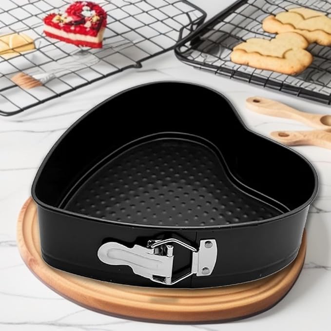 Heart Springform Cake Pan Set of 3 Non Stick Durable Cake Baking Pans with Removable Bottom Cake Molds for Baking