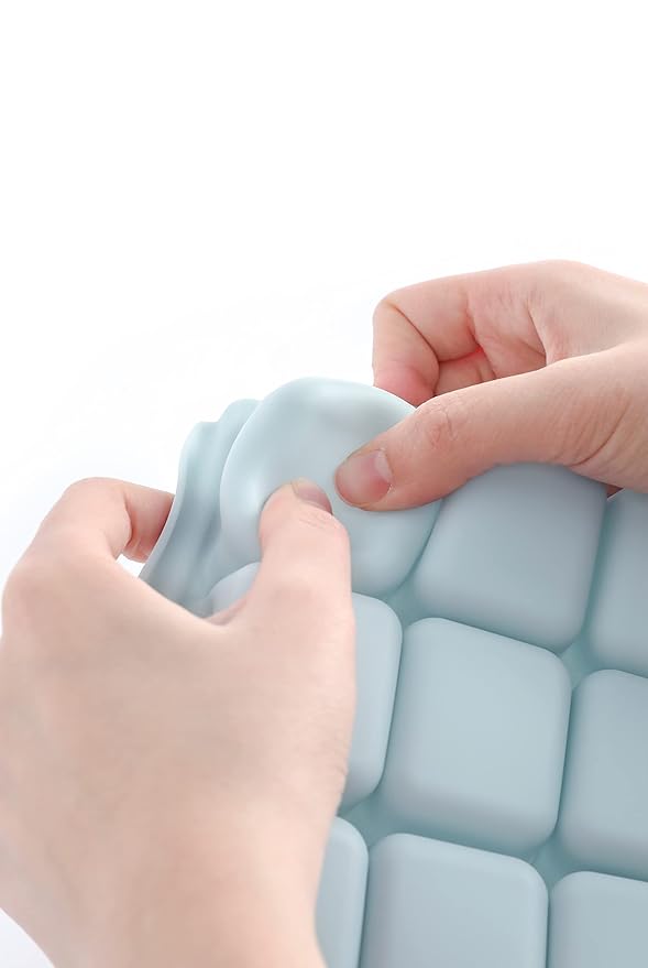 Silicone Freezer Tray, Baby Food Storage Cubes with Clip-On Lid, Freeze Baby Food, Soups, Purees, Ice, Easy and Safe Design, Made in Korea (12, Celadon Green)