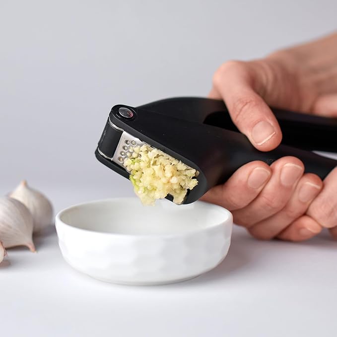 uxcell Garlic Press, 7.5 Inch Stainless Steel Garlic Slicer Crusher Tool Kitchen Utensil for Home Cooks and Professional Chefs, Green