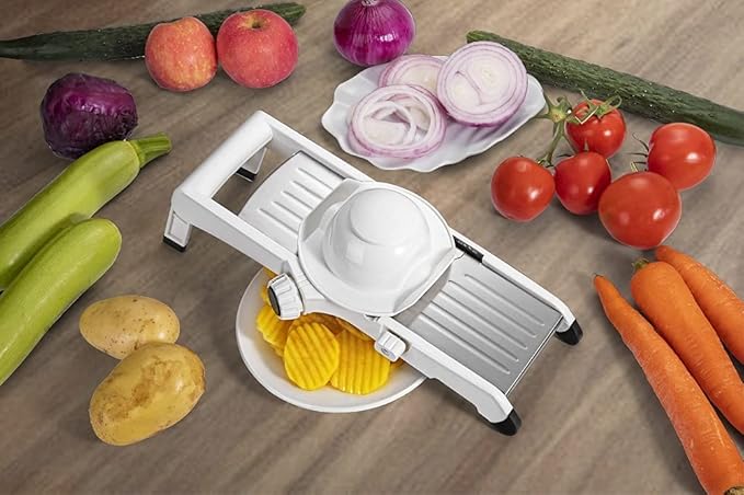 VEKAYA Mandoline Slicer for Kitchen, Stainless Steel Professional Vegetable Slicer with Adjustable Thickness, Safety Gloves & Food Holder, Easy to Clean, Ideal for Potatoes, Onions, Cucumbers