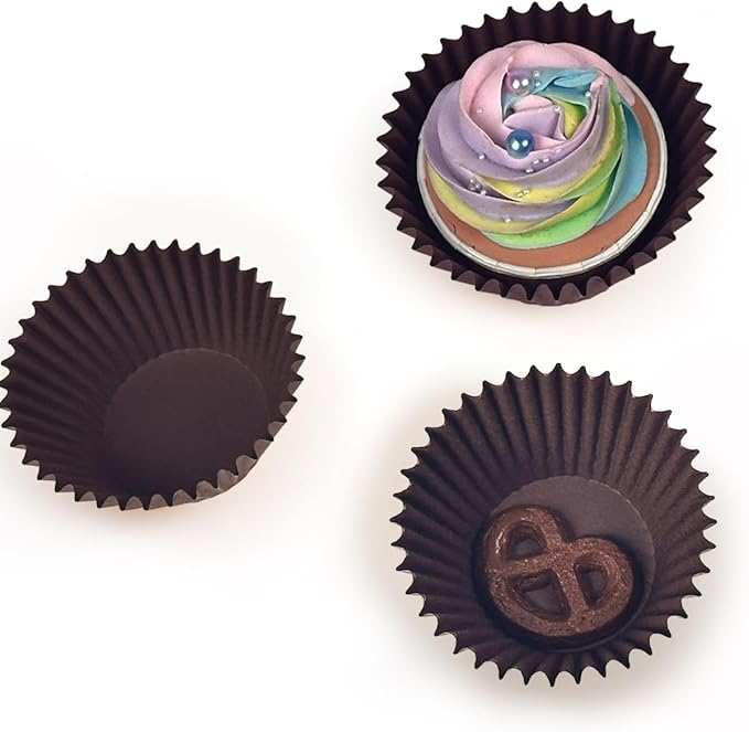 qiqee 600 Count Mini Cupcake Liners Coffee Muffin Liners Food Grade Baking Cups Paper No Smells（Small Size）