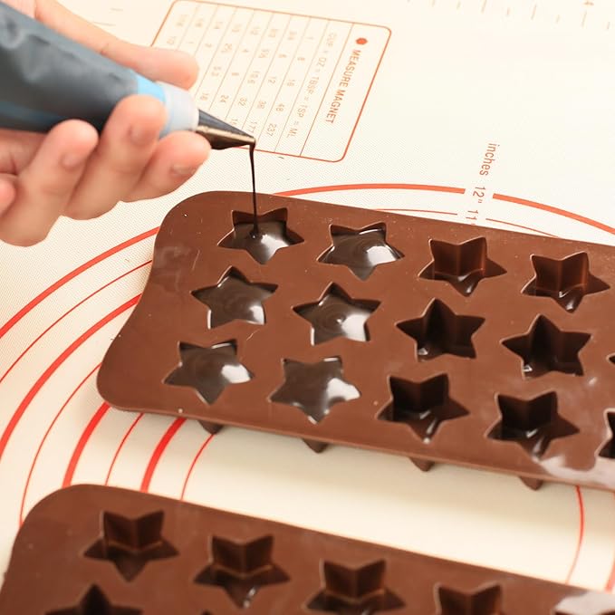 Small Star Chocolate Molds Silicone, Food Grade Silicone Candy Molds for Bite Size Gummy/Jelly/Fruit Snacks, 15 Cavities Mini Star Mold for Soap/Candle/Wax Melt, 2 Pcs