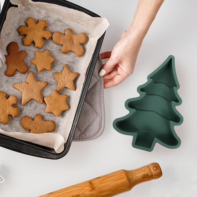 Gatuida Silicone Christmas Tree Cake Mold, Green Non-stick Baking Pan for Diy Holiday Desserts, 11. 81 X 8. 07 X 1. 85 Inches