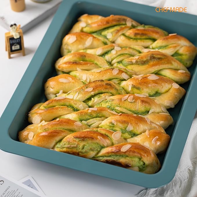 CHEFMADE Baking Sheet Pan, Nonstick 15-Inch Lasagna pan, Deep Baking Bakeware for Oven（Green）