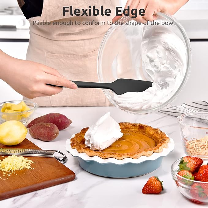 U-Taste 11.38" Silicone Baking Spatula: 480ºF Heat Resistant Food Grade Flexible Rubber Kitchen Bowl Scraper, Seamless Pastry Spreader for Mixing Stirring Scraping in Nonstick Cookware (Black)