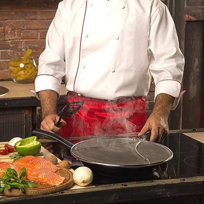 Grease Splatter Screen for Frying Pan 13 inch - Stops 99% of Hot Oil Splash - Protects Skin from Burns - Splatter Guard for Cooking - Iron Skillet Lid Keeps Kitchen Clean, includes Silicone Spatula