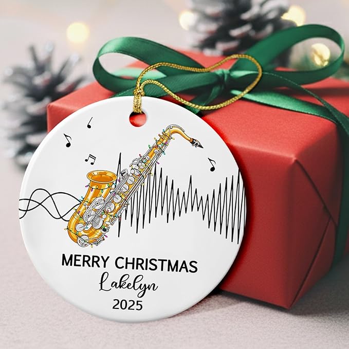 Personalized Saxophone Player Ceramic Christmas Ornament 2025, Customized Text Year Name Saxophonist Hanging Xmas Ornaments Gift, Unique Saxophone Instrument Ceramic Ornament for Women Men DDA Mom