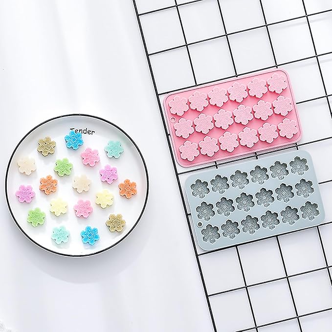 2 Pcs Snowflake Silicone Molds, 18-Cavity 3D Christmas Snowflake Chocolate Silicone Molds for DIY Christmas Winter Jello Candy Cupcake Fondant Baking Polymer Clay Decoration
