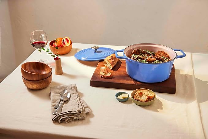 Misen 7 QT Enameled Cast Iron Dutch Oven - Chip-Resistant Enamel Coating - Thick Iron Core For Heat Retention - Large Cooking Surface - Oven Safe, Induction Compatible - Traditional Lid, Red