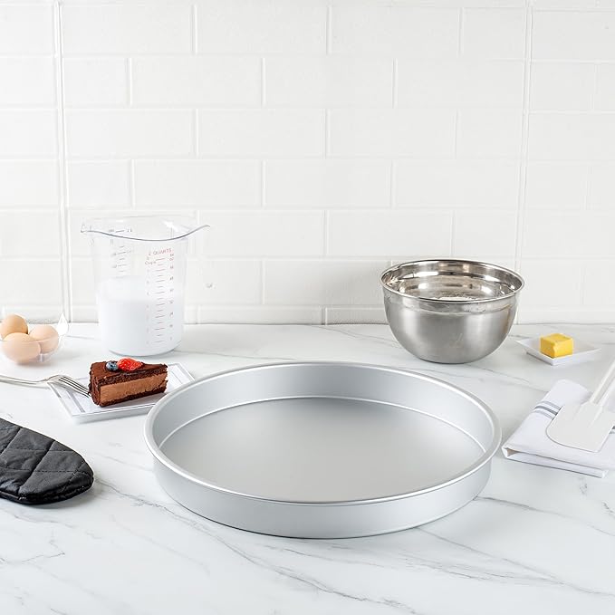 Restaurantware-Met Lux 16 x 2 Inch Straight-Sided Baking Tins, 12 Round Cake Pans - Oven-Ready, Freezable, Anodized Aluminum Round Baking Pans, Greaseproof, For Layer Birthday Cakes
