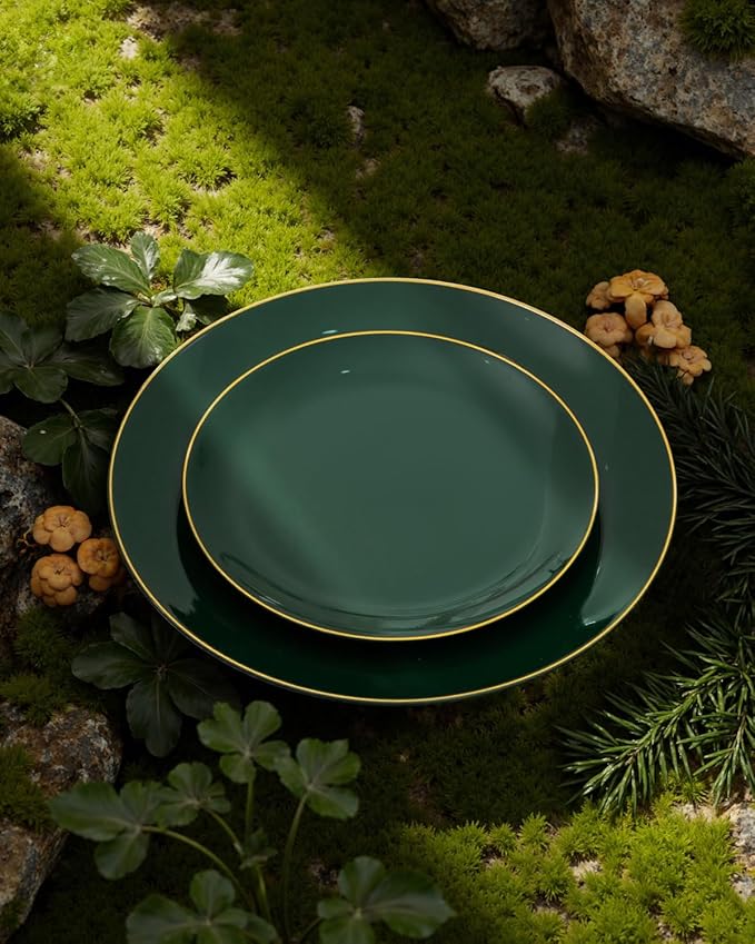 PULOTE 60PCS Green Plastic Plates - Heavy Duty Green Disposable Include 30 Each (10 inch Dinner & 7 inch Dessert) Plates, Ideal for Party & Christmas