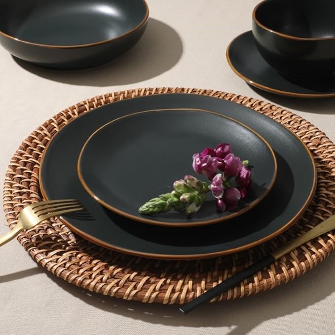 Gibson Home Hazeltine 16-Piece Black Stoneware Dinnerware Set – Plates and Bowls, Durable Ceramic Kitchen Dinner Set