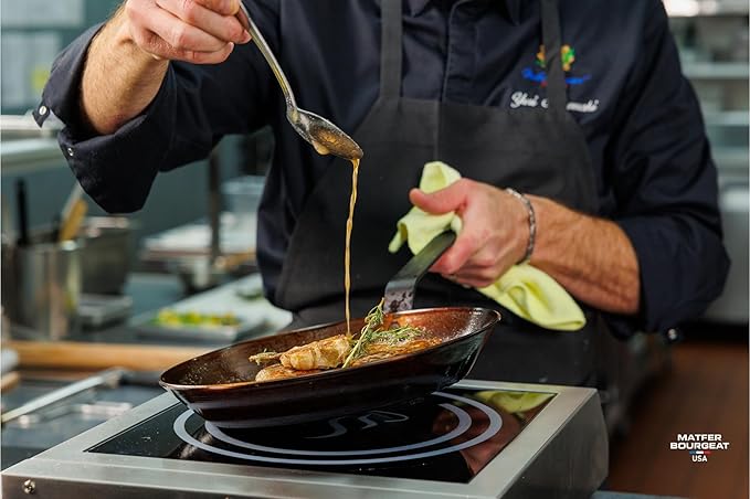 Matfer Bourgeat Black Carbon Steel Frying Pan, 11"