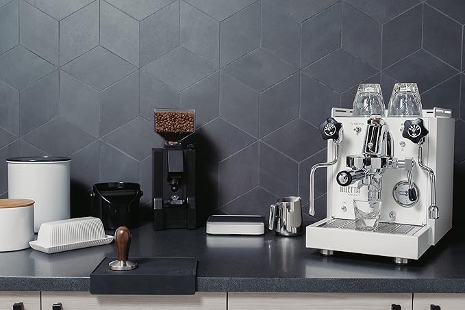 Diletta Bello Espresso Machine | Heat Exchanger | E61 | Manual Control | 3 Liter | Made In Italy | (White)