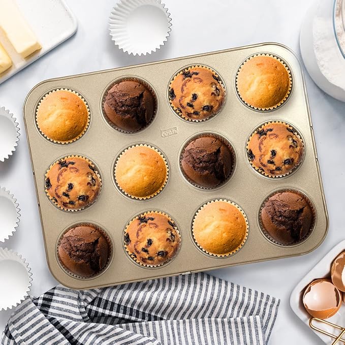 Glad Muffin Pan Nonstick - Heavy Duty Metal Cupcake Tin with Round Baking Cups, 12-Cup
