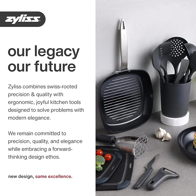 Zyliss Susi 3 Garlic Press - Aluminium Press with Built-In Cleaning Tool - Garlic Crusher, Mincer & Peeler for Unpeeled Cloves