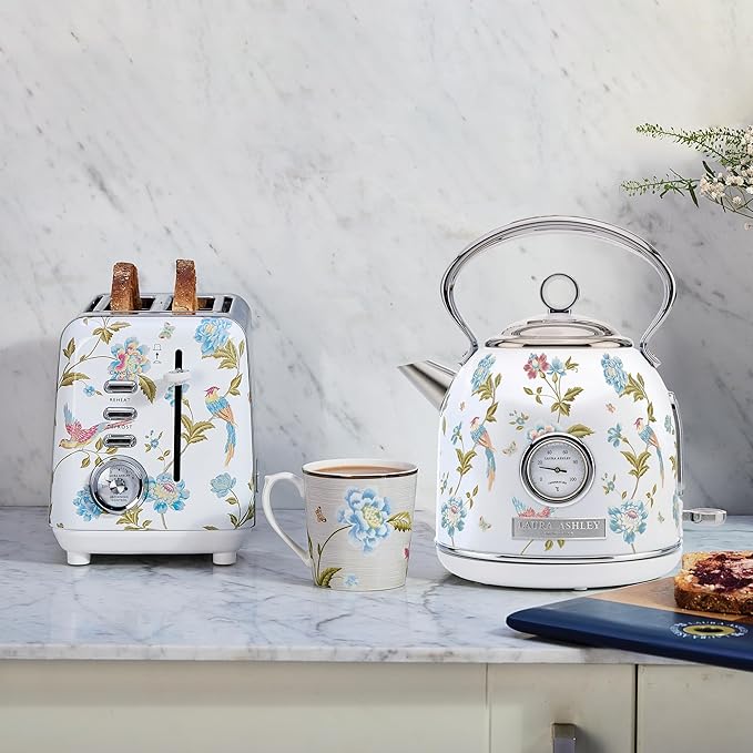 VQ - Laura Ashley 1.7L Dome Kettle - Elveden White