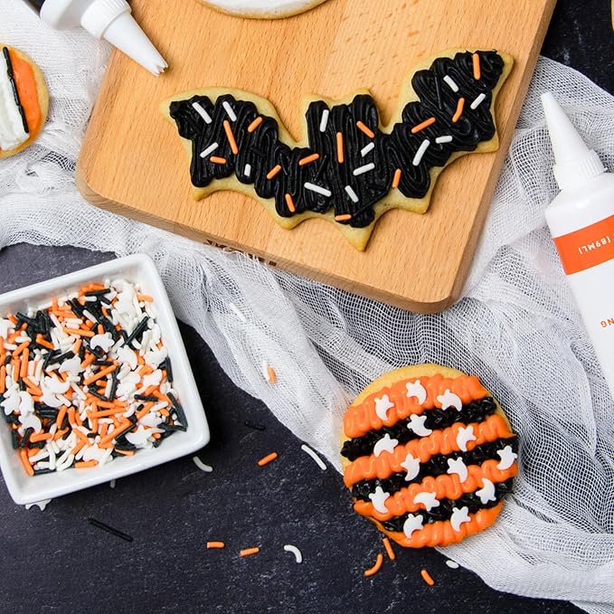 Halloween Frosting Kit with Sprinkles & Eyeballs – 11.31 oz Decorating Set with 3 Frosting Tubes (Orange, Black, White), 4 Nozzles & 2 oz Sprinkle Mix – Cookie & Cupcake Kit for Kids & Families