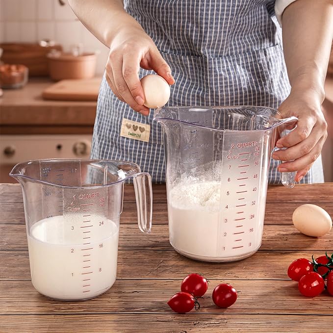 DaYammi Measuring Cups 1-Piece, Unbreakable Food-Grade Plastic Measuring Cup for Dishwasher, 16-Cup Liquid Measuring Cups for Prepping, Baking, Cooking, Readable Markings, 4-Quart/4L, Clear