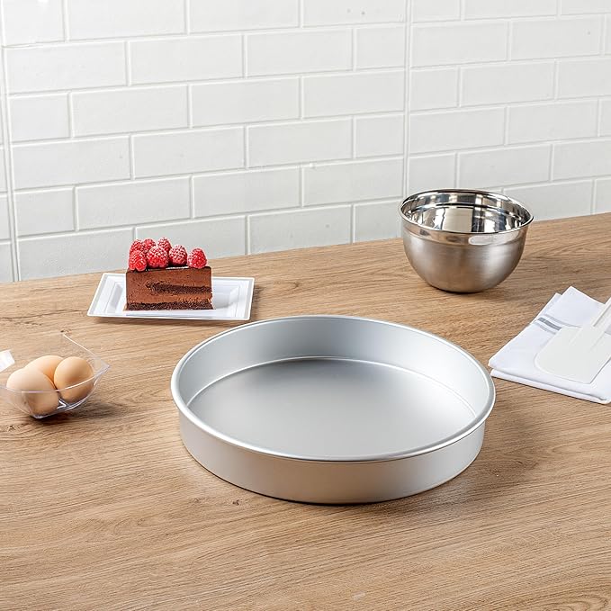 Restaurantware-Met Lux 12 x 2 Inch Straight-Sided Baking Tins, 12 Round Cake Pans - Oven-Ready, Freezable, Anodized Aluminum Round Baking Pans, Greaseproof, For Layer Birthday Cakes