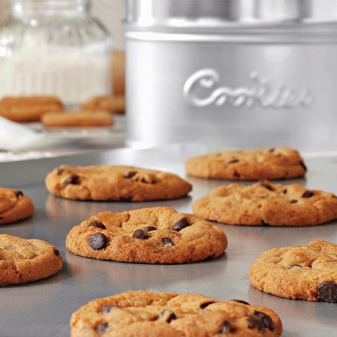 Commercial Quality Baking Sheet Pan Set, 2pcs 17" Baking Trays, 100% Recycled Aluminum, Baking Sheet Cookie Sheets for Baking, 0.8mm Extra Thick Baking Pan, Commercial Grade by Baker's Secret