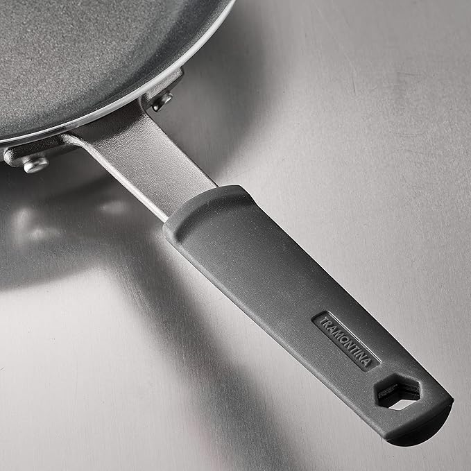 Tramontina Professional Fusion 14-Inch Non Stick Extra Large Frying Pan, Heavy-Gauge Aluminum Skillet with Reinforced Nonstick Coating, Dishwasher and Oven Safe