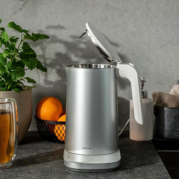 ZWILLING Enfinigy Cool Touch 1-Liter Electric Kettle, Cordless Tea Kettle & Hot Water - Silver