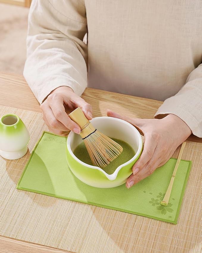 ZENS Matcha Whisk Set, 5pcs Matcah Kit Includes Ceramic Bowl with Spout, Handcrafted Bamboo Whisk, (Chasen) Holder, Scoop & Tea Mat, Matcha Set Gift for Tea Ceremony, Green