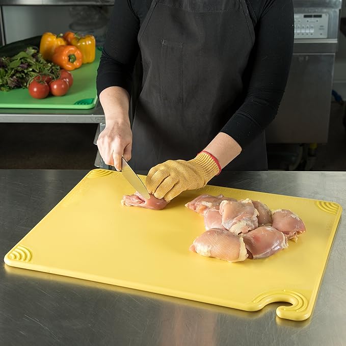 San Jamar Saf-T-Grip Plastic Cutting Board with Safety Hook, 18" x 24" x 0.5", Yellow