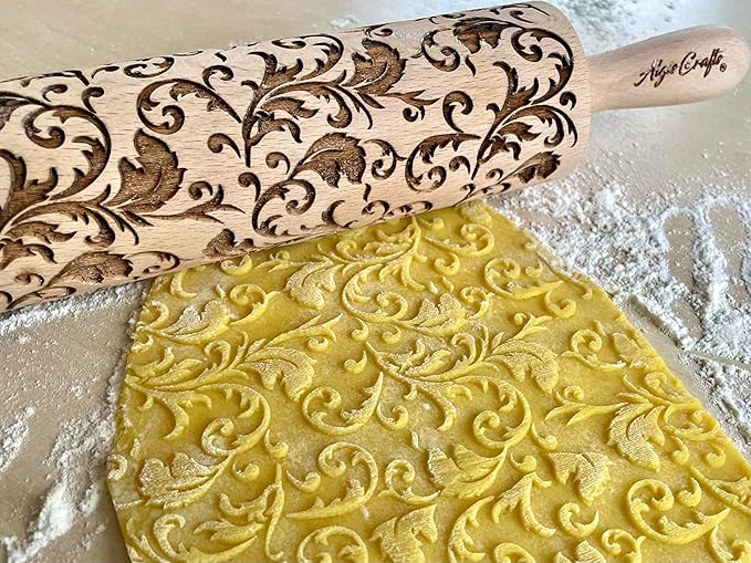 ROYAL Rolling pin Wooden engraved rolling pin with classic flowers Embossed cookies Pottery Birthday gift for mother friend bridal shower