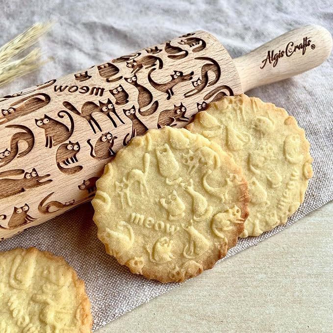 Embossing rolling pin Meow CATS. Wooden embossing rolling pin with cats. Wooden rolling pin for embossed cookies. Kitty