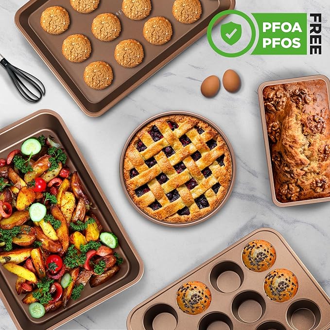 NutriChef 6-Piece Nonstick Bakeware Set, Carbon Steel Baking Pans Set, Includes Cookie Sheets, Wide & Square Bake Pans, Bread Loaf & Round Cake Pan, Muffin Pan - Gold