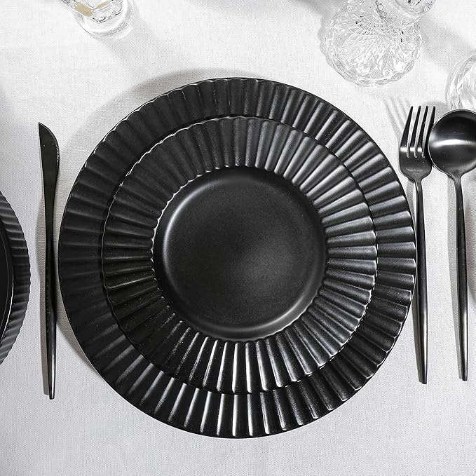 Christian Siriano Lusso 32-Piece Dinnerware Set Stoneware, Black